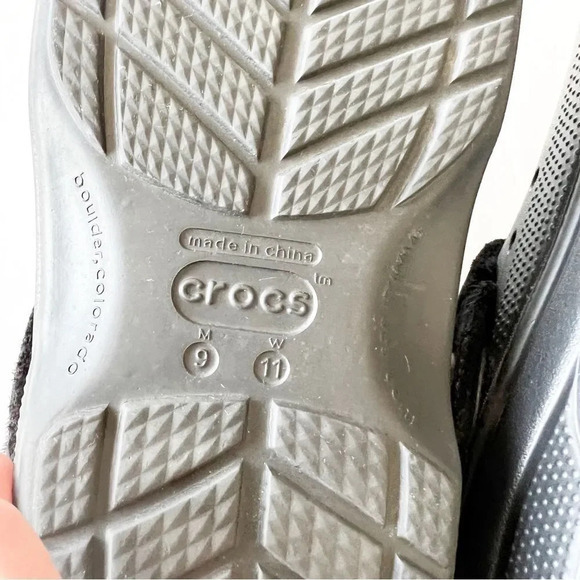 Crocs Black Clogs‎ Fuzzy Lined Unisex Men’s 9 Women’s 11 Warm Removable Liner - Picture 4 of 10